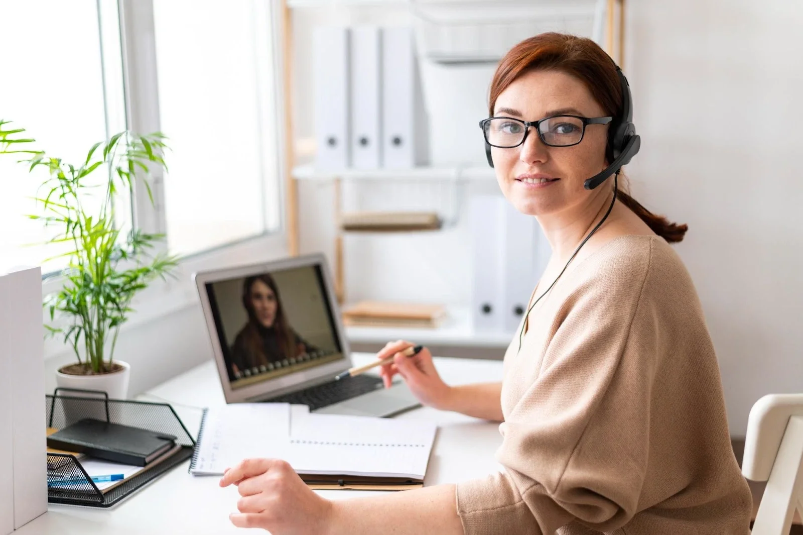 5 Key Benefits of Hiring a Virtual Assistant