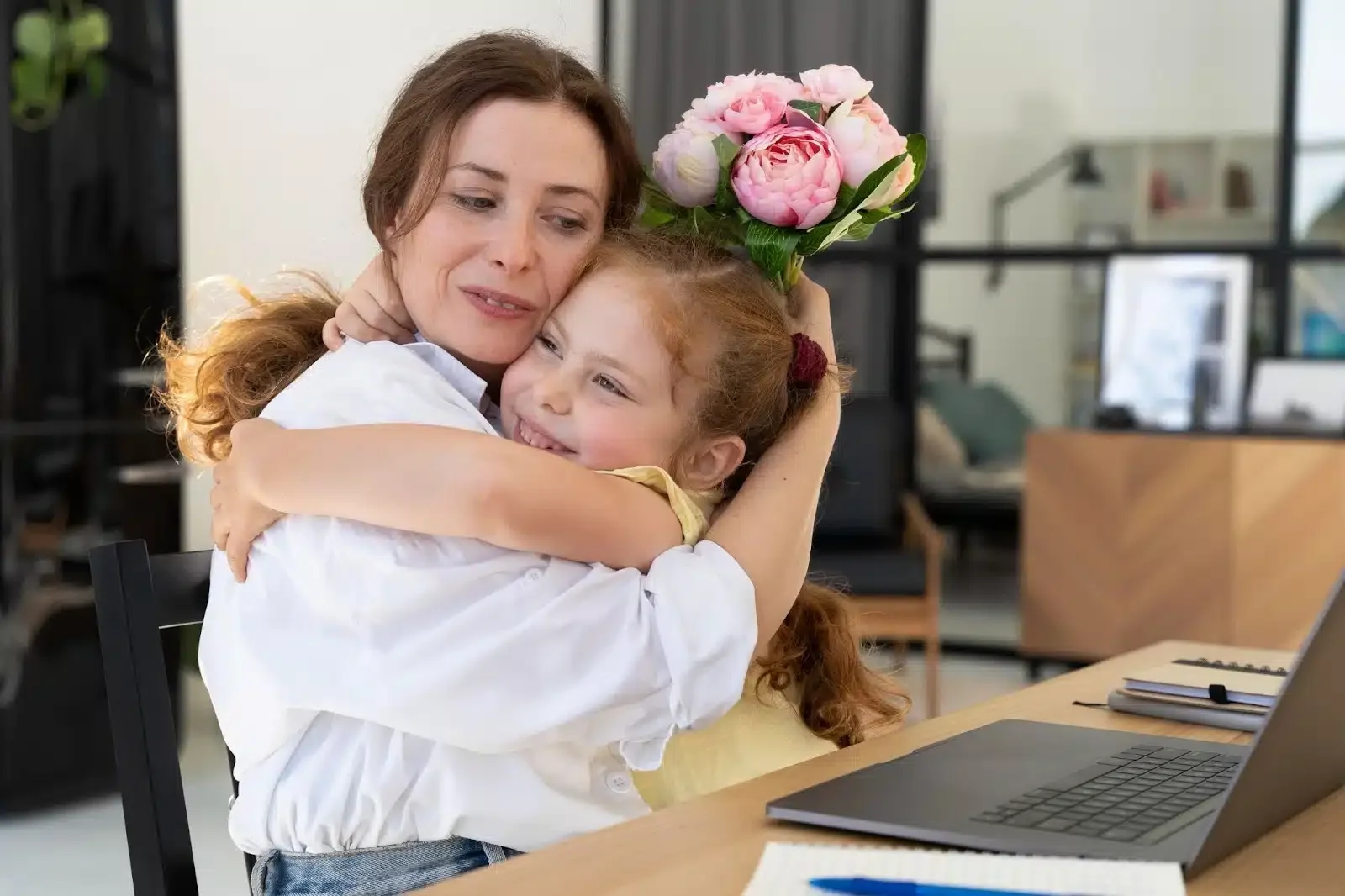 Behind Every Successful Mompreneur Is a Support Team That Gets It