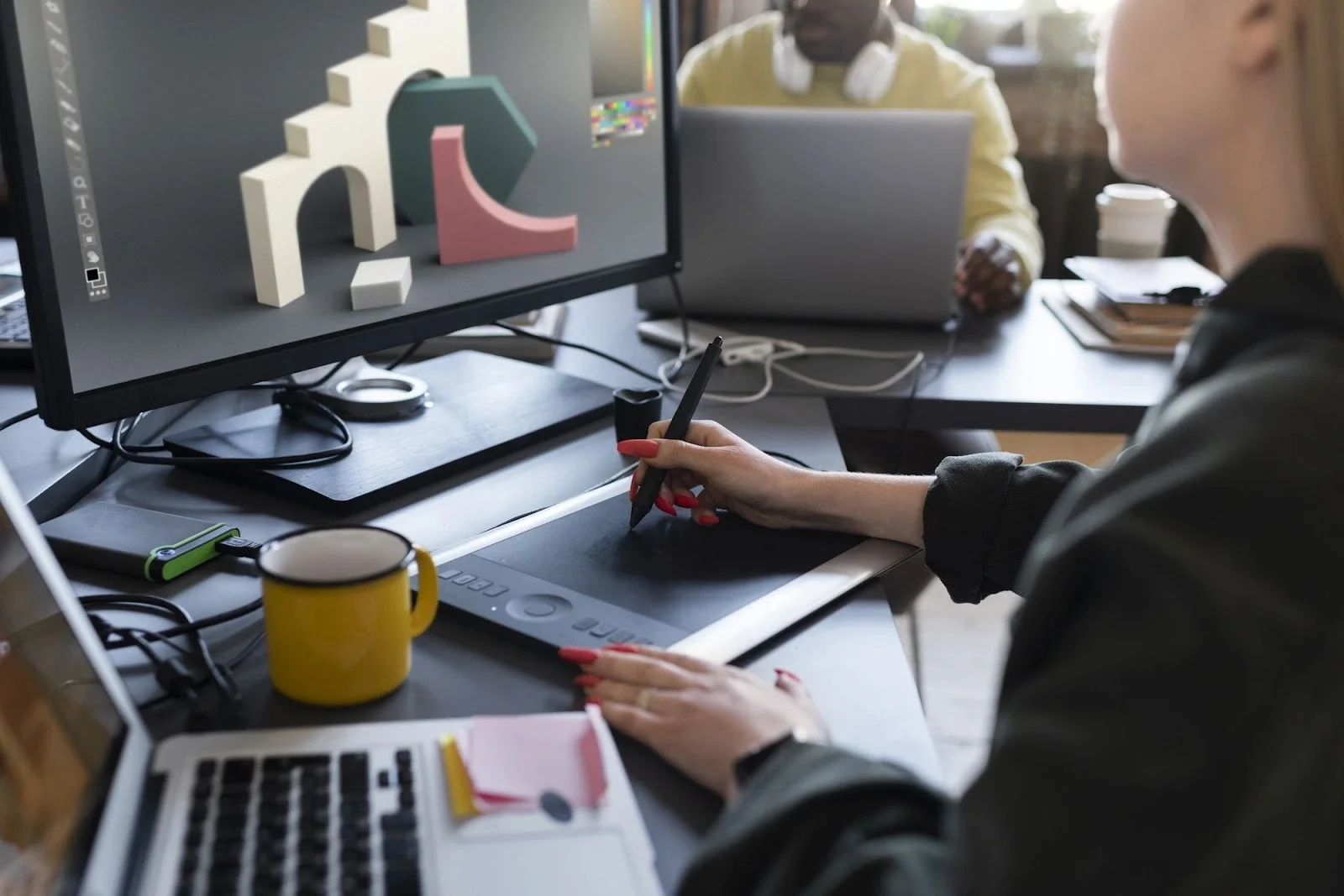 From Graphic Design to Lead Management: VOOV’s Professionals Tailored for Your Needs