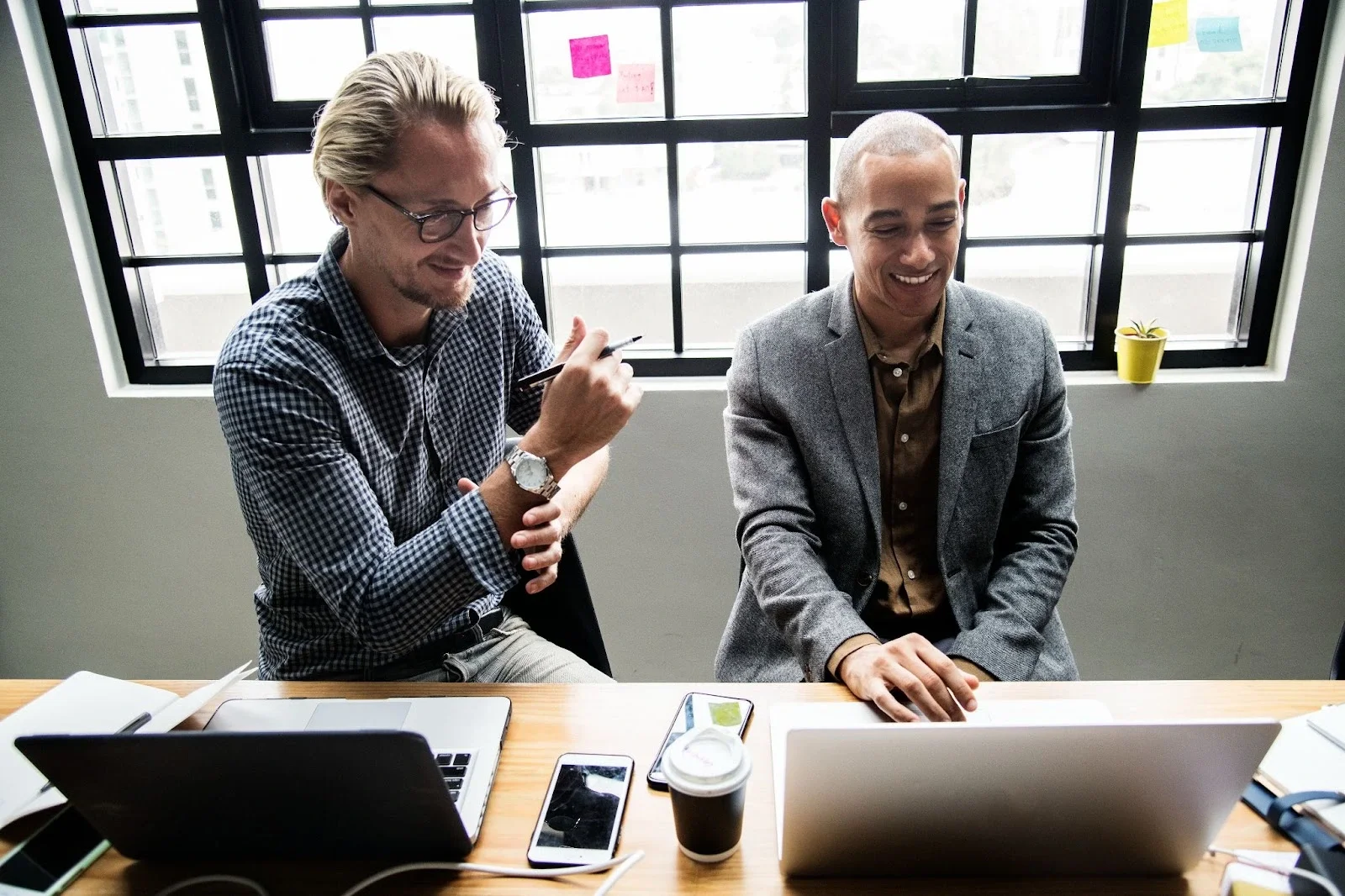 Maximize Your ROI with VOOV’s Marketing Gurus: Social Media, SEO, and PPC Combined