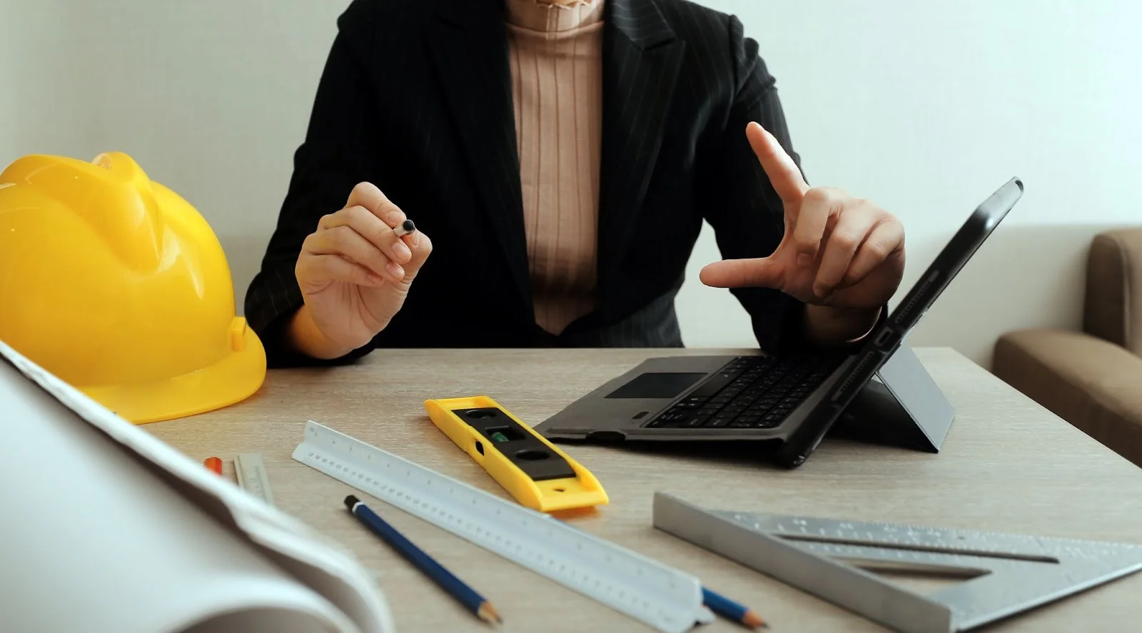 Virtual Property Management: Leveraging Virtual Construction Assistants