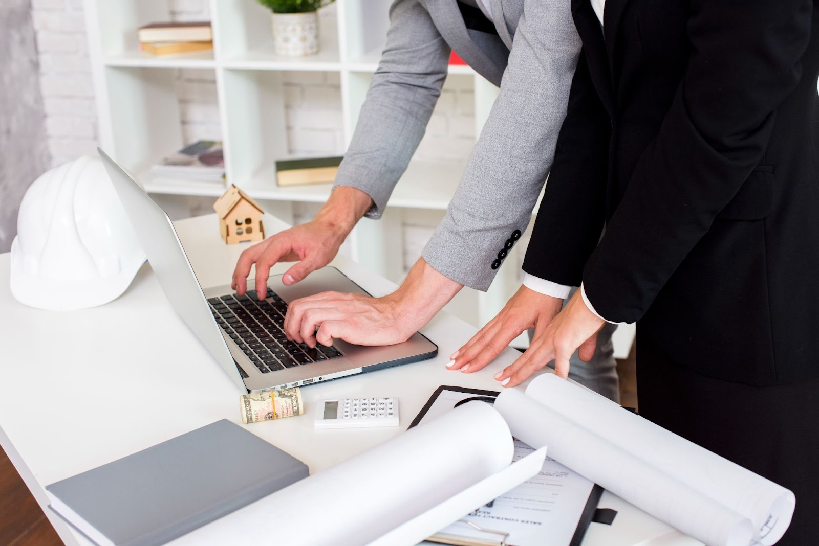 The Role of a Real Estate Assistant
