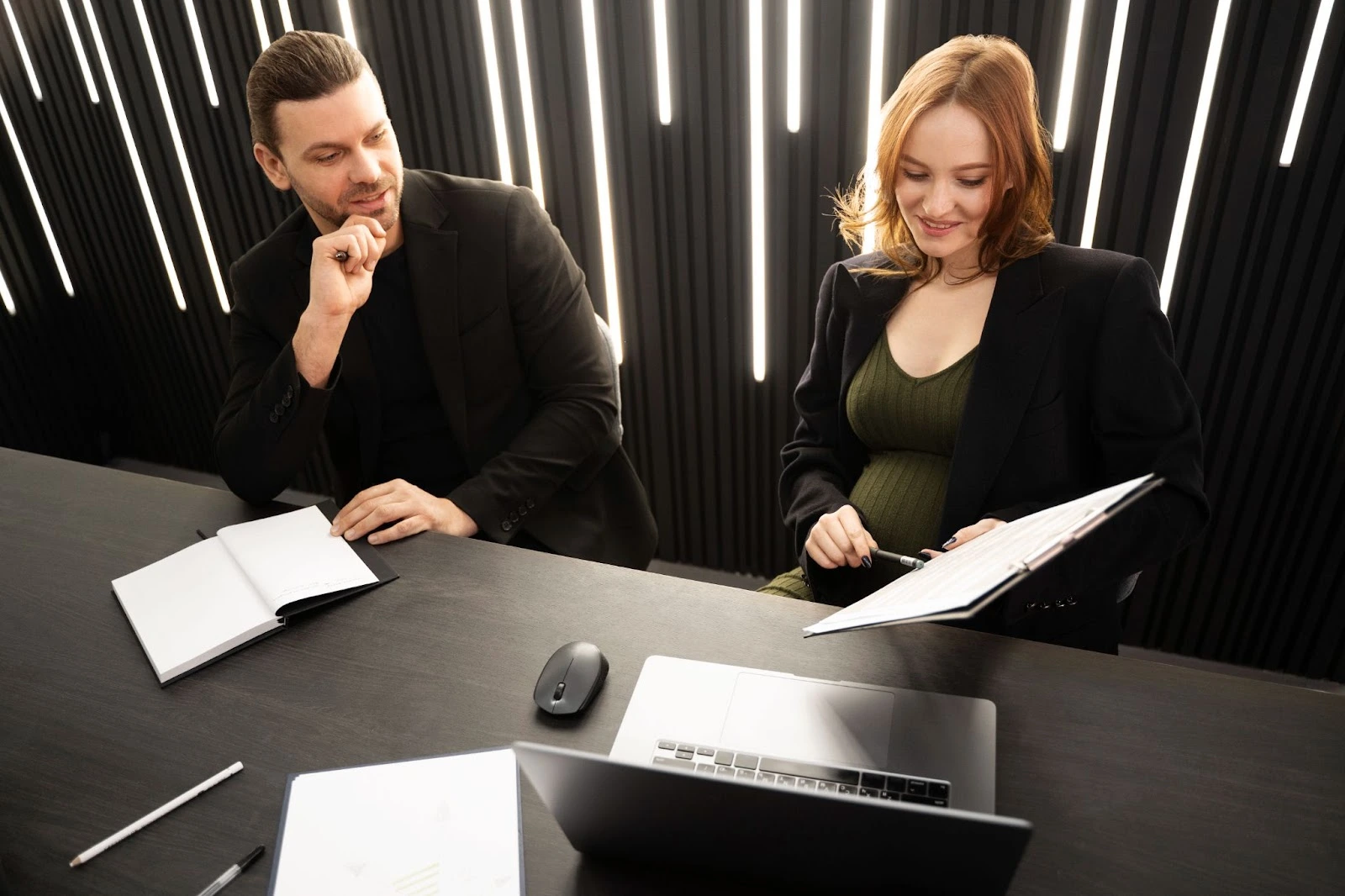 Virtual Assistants in Modern Law Firms